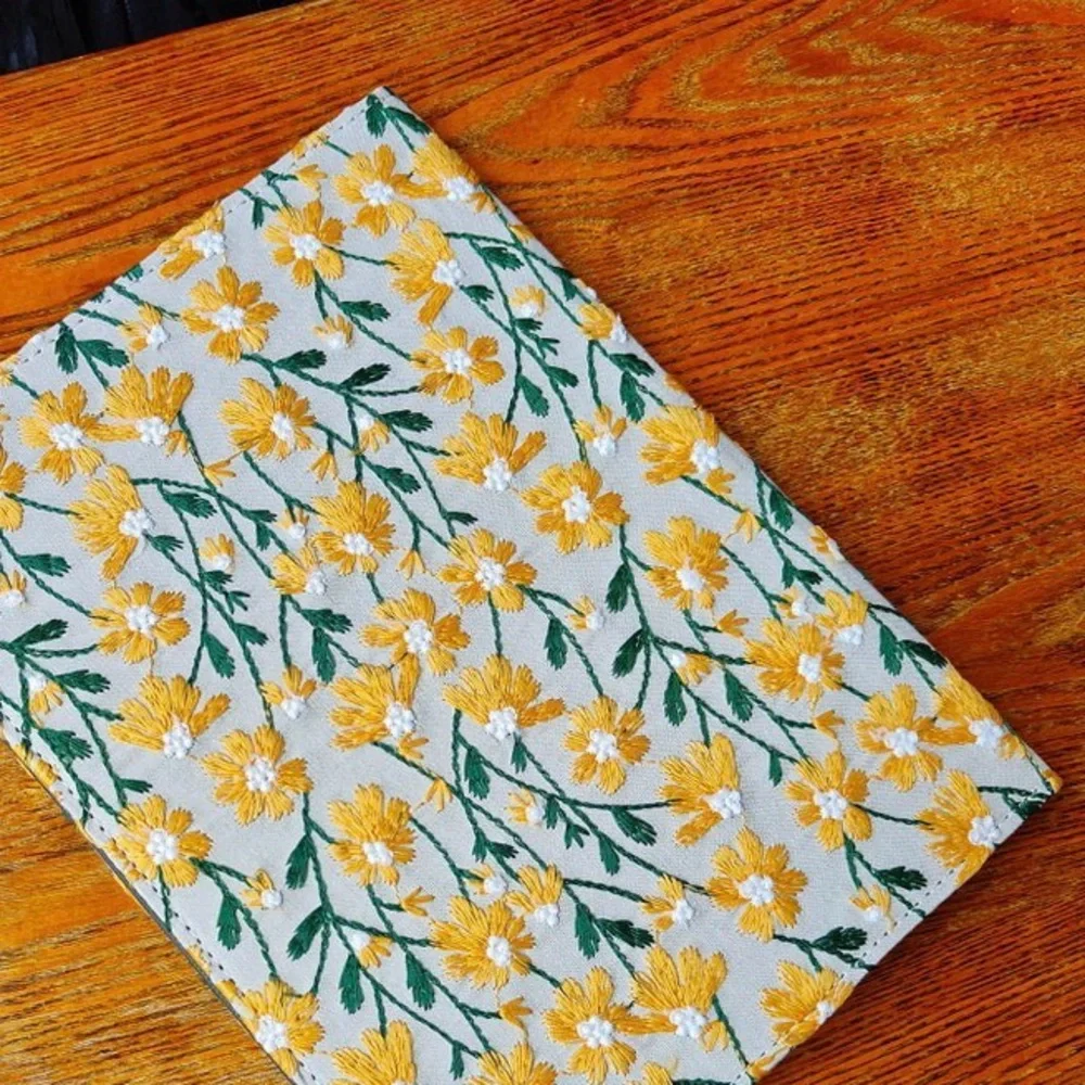iPad 10th Generation Handmade Yellow Daisy Embroidered Fabric Case